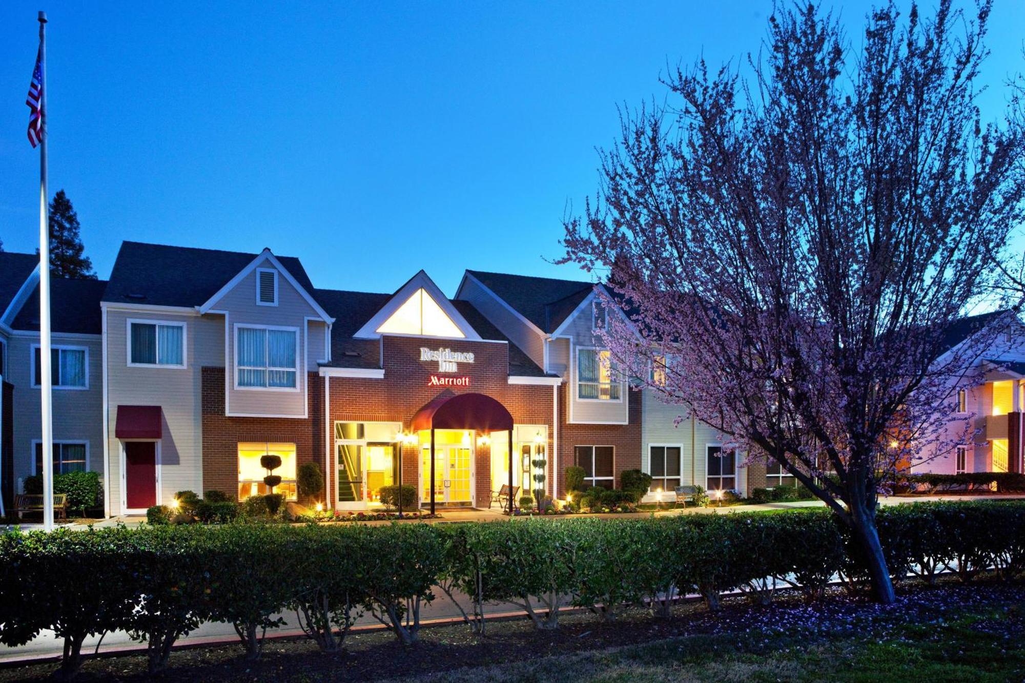 Residence Inn By Marriott Sacramento Airport Natomas Екстериор снимка